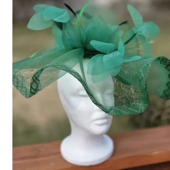 SOLD Emerald Derby FascinatorvFloral Statement Hat Race Day Wedding Guest Garden - Picture 3 of 12